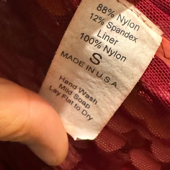 Red sexy fictional character costume dress - Picture 8 of 8